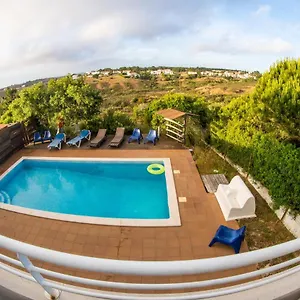 Mayla Surf House Vakantiehuis